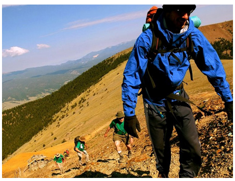 戶外沖鋒衣國家標(biāo)準(zhǔn)發(fā)布 兒童安全性有特別規(guī)定